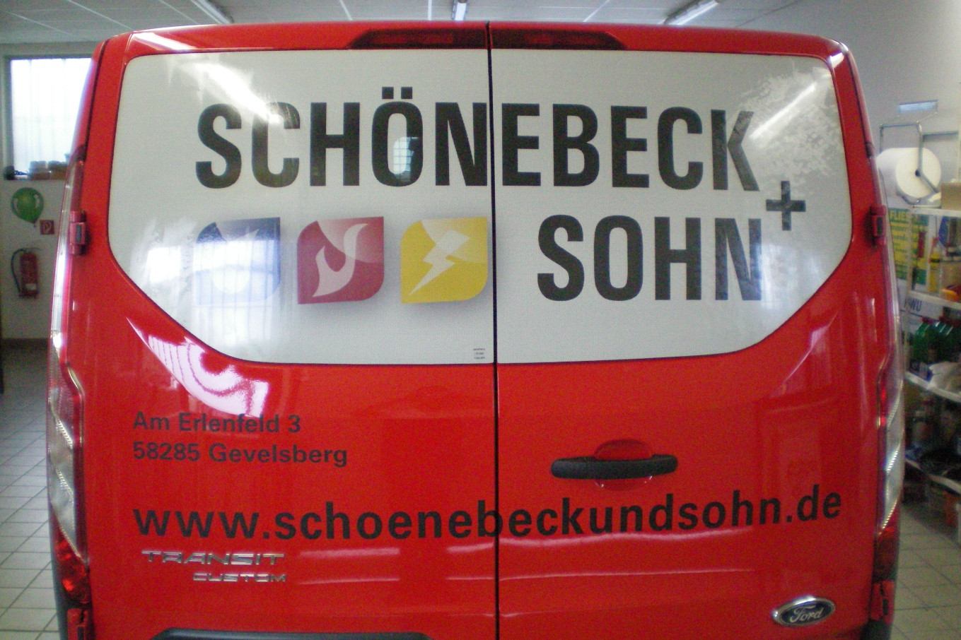 Digitaldruck für Fahrzeugscheibenwerbung mit Lochfolie