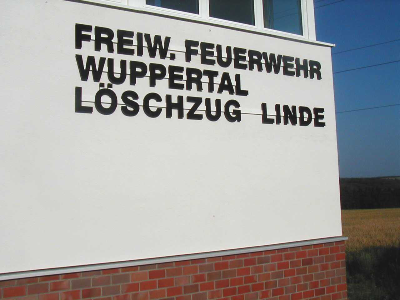 Plastische Buchstaben-Logos_3